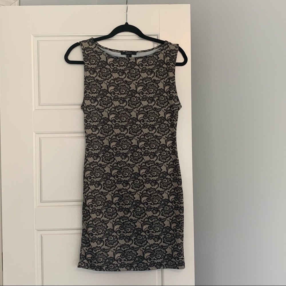 Forever 21 lace looking dress
